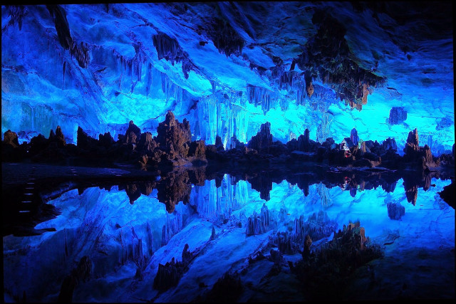 Blue cave lake ice formations free wallpaper for desktop - medium preview image