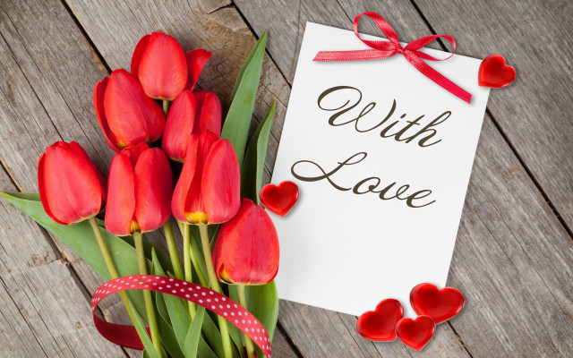 Red tulips bouquet love note free wallpaper for desktop - medium preview image