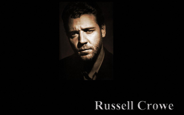 Russell crowe dark photo black free wallpaper for desktop - medium preview image