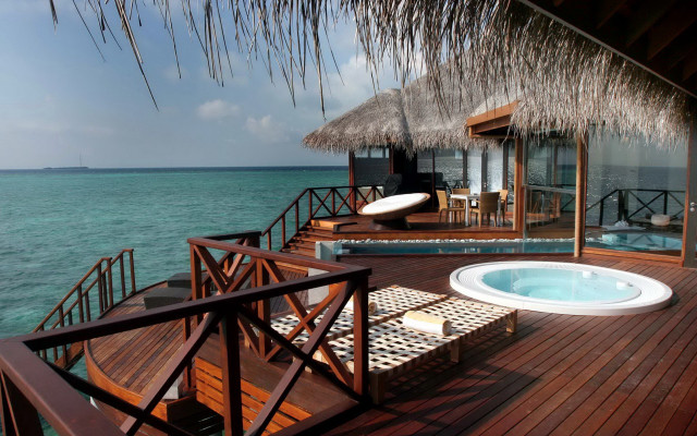 Hot tub deck ocean hut free wallpaper for desktop - medium preview image
