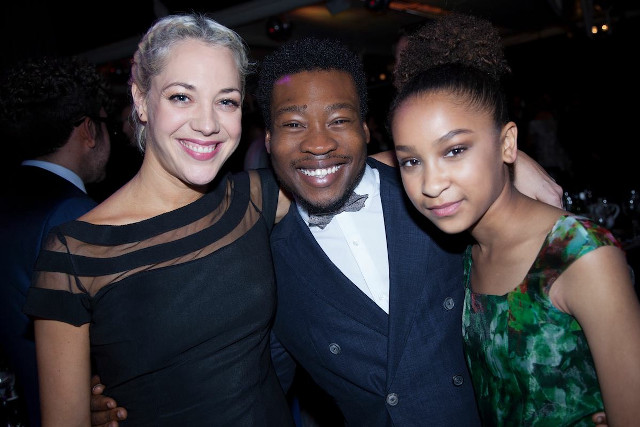 Man women party picture together free wallpaper for desktop - medium preview image