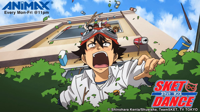 Man hat building sky background free wallpaper for desktop - medium preview image