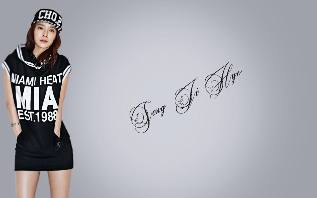 Woman black dress hat gray free wallpaper for desktop - medium preview image