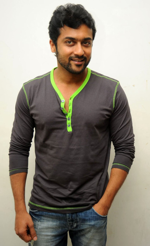 Fathi hassan man green trimmings free wallpaper for mobile - medium preview image