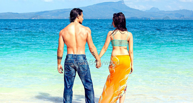 Man woman holding hands beach free wallpaper for desktop - medium preview image