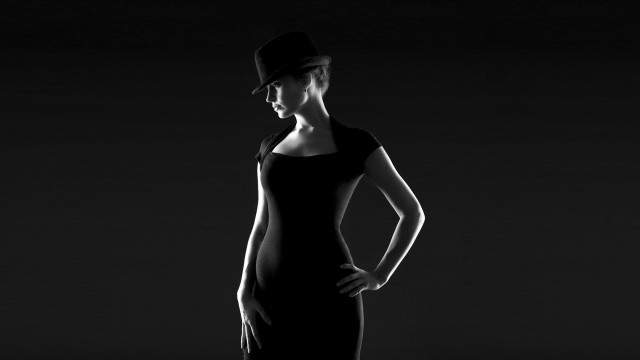 Woman dress hat posing black free wallpaper for desktop - medium preview image