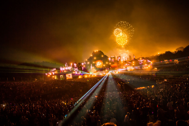 Crowd fireworks night train track free wallpaper for desktop - medium preview image