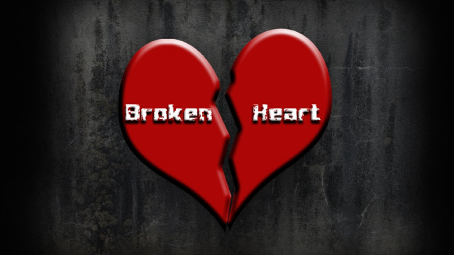 Broken heart digital rendering Dirk free wallpaper for desktop - medium preview image