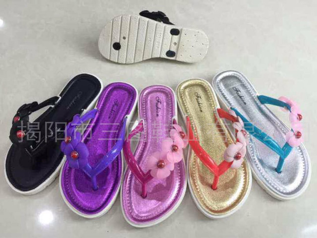 Colored sandals with flowers white free wallpaper for desktop - medium preview image