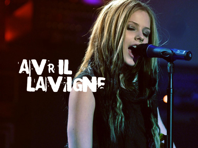 Woman singing microphone avril lavigne free wallpaper for desktop - medium preview image