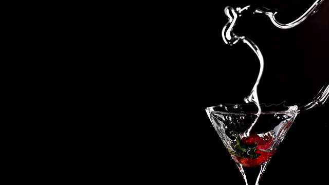Wine strawberry glass black background free wallpaper for desktop - medium preview image