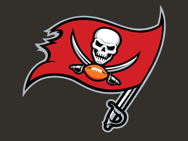 Football skull sword flag tampa free wallpaper for desktop - medium preview image