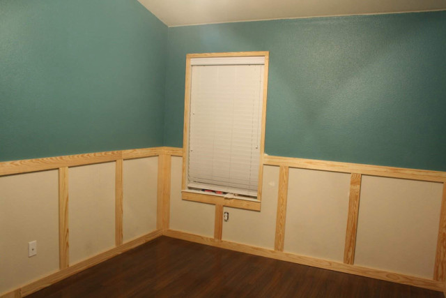 Room window wooden floor walls free wallpaper for desktop - medium preview image