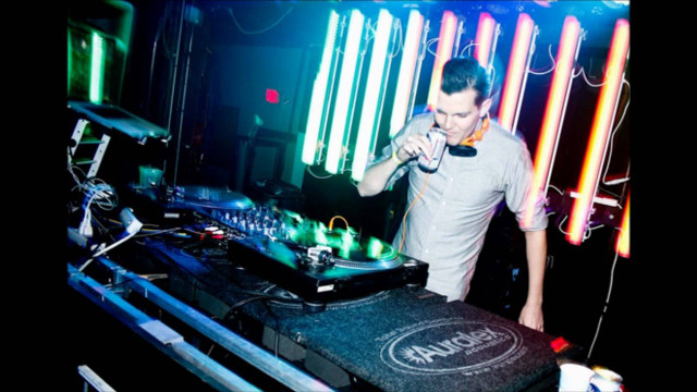 Dj mixing club neon lights free wallpaper for desktop - medium preview image