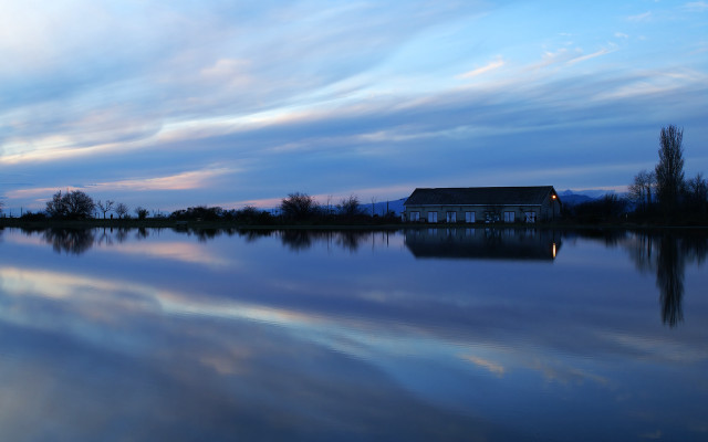House reflection lake dusk blue #5 free wallpaper for desktop - medium preview image