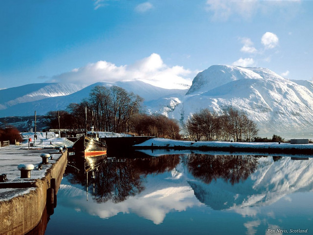 Boat docked harbor mountains snow free wallpaper for desktop - medium preview image