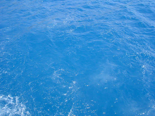Blue ocean boat distance water free wallpaper for desktop - medium preview image