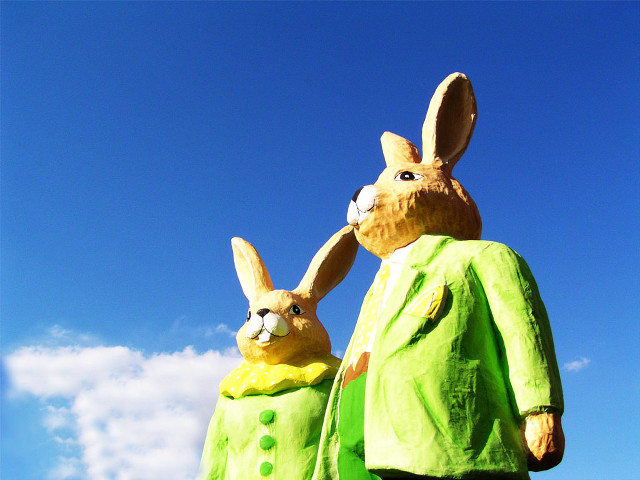 Rabbit statues green outfits sunny free wallpaper for desktop - medium preview image