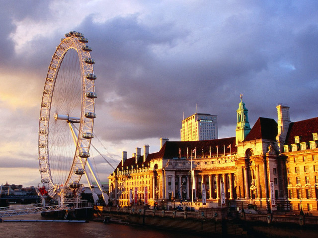 Ferris wheel building river bank free wallpaper for desktop - medium preview image