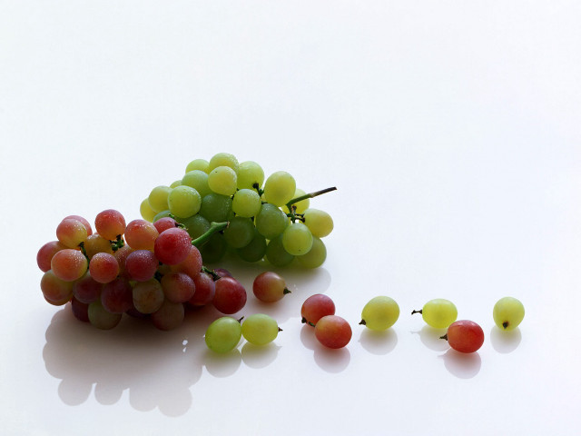 Grapes white table floor bunch #3 free wallpaper for desktop - medium preview image