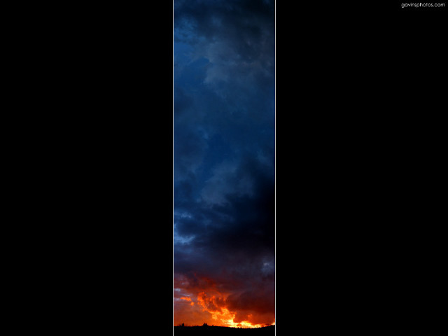 Tall tower clock night sky free wallpaper for desktop - medium preview image