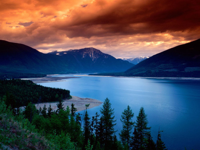 Lake mountains cloudy red sky free wallpaper for desktop - medium preview image