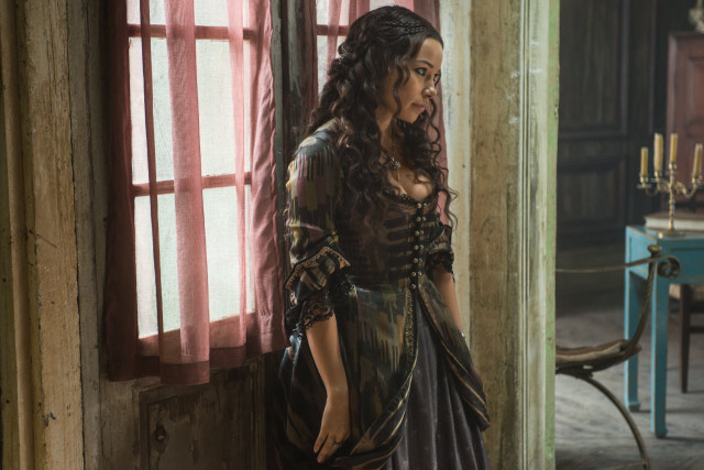 Woman dress room table chair free wallpaper for desktop - medium preview image