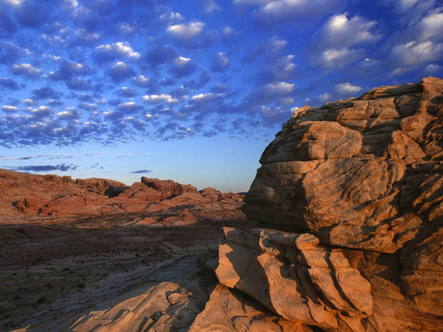 Rocky outcropping blue sky clouds #3 free wallpaper for desktop - medium preview image