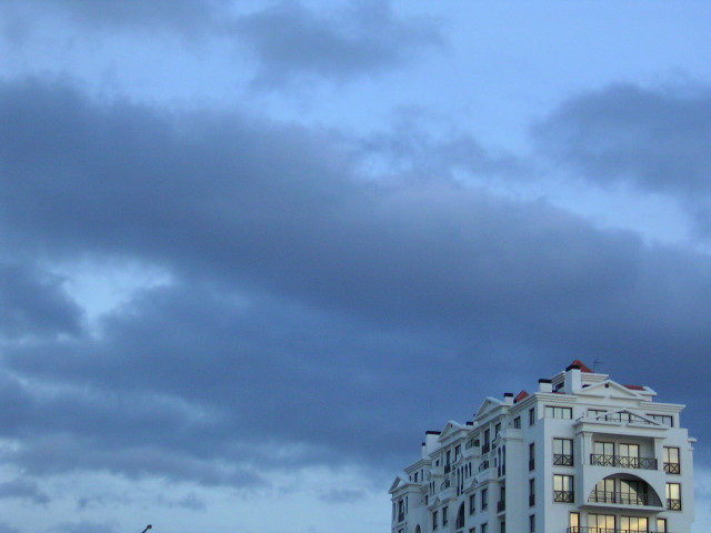 Large white building clock tower #3 free wallpaper for desktop - medium preview image