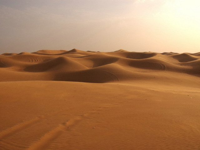 Desert sand dunes sky clouds #4 free wallpaper for desktop - medium preview image