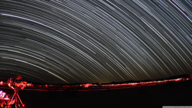 Star trail city night ferris free wallpaper for desktop - medium preview image