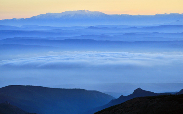 Mountain range clouds murata beach free wallpaper for desktop - medium preview image