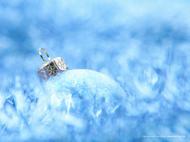 Ring blue ball snow sky #4 free wallpaper for desktop - medium preview image