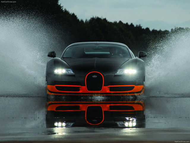 Bugatti driving water splash front free wallpaper for desktop - medium preview image