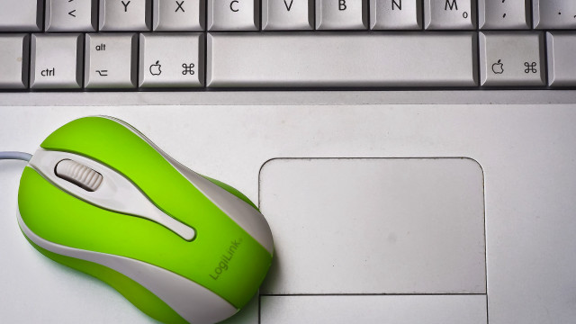 Green mouse white keyboard laptop free wallpaper for desktop - medium preview image