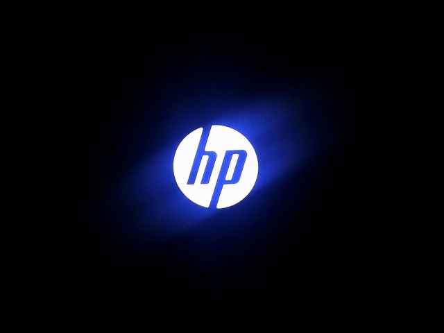 Blue hp logo hologram fullmoon free wallpaper for desktop - medium preview image