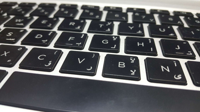 Keyboard black keys letters numbers free wallpaper for desktop - medium preview image