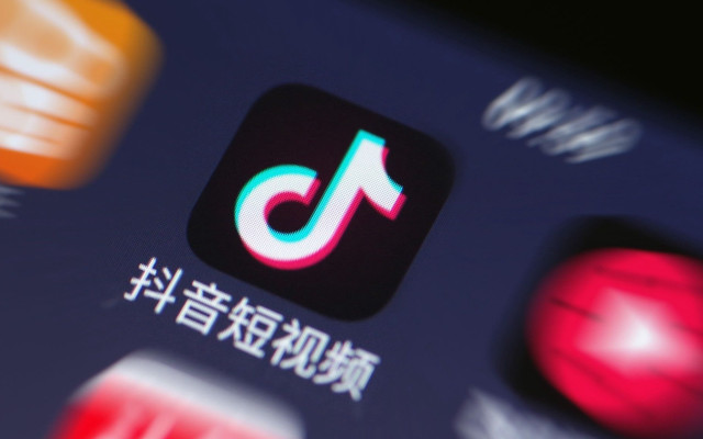 Cell phone icons chinese text free wallpaper for desktop - medium preview image