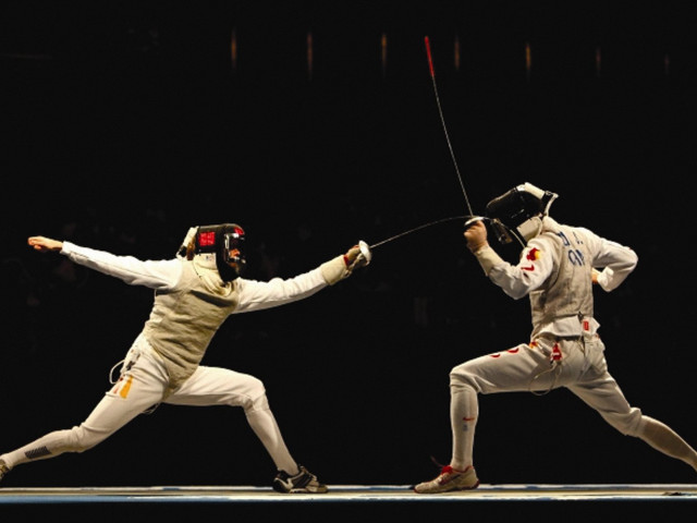 Two men fencing gear fighting free wallpaper for desktop - medium preview image
