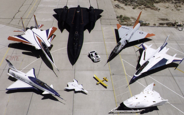 Fighter jets tarmac parking lot #3 free wallpaper for desktop - medium preview image