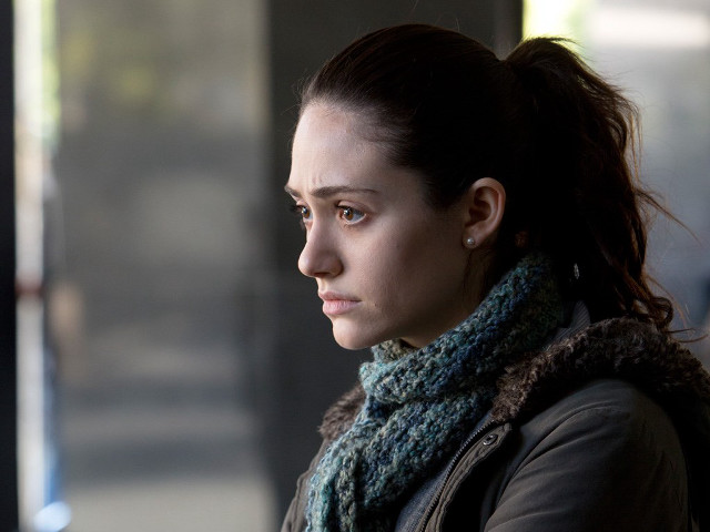 Woman scarf serious look distance free wallpaper for desktop - medium preview image