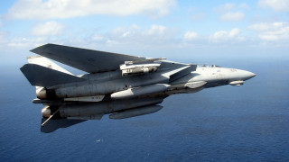 Fighter jet ocean sunny day 2 - over the ocean free wallpaper