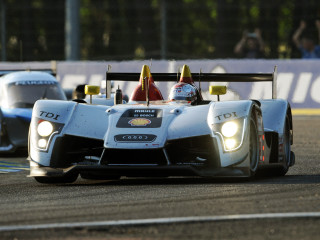 Race car track sidelines crowd - amédée ozenfant free wallpaper
