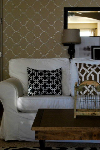 Living room white couch table 2 - free architecture wallpaper for mobile