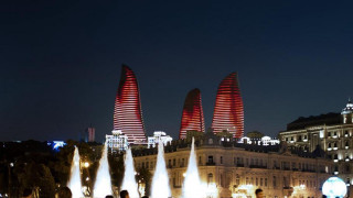 Fountain group night building lights - edi rama free wallpaper