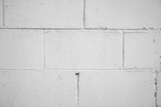 White brick wall black white 5 - a white brick wall free wallpaper