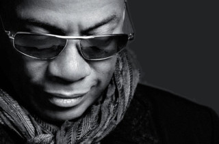 Man glasses scarf cellphone looking - his cell phone free wallpaper