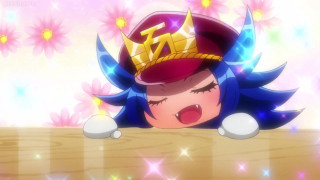 Cartoon character crown flowers wooden - a crown free wallpaper