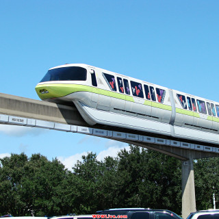 Monorail train track parking lot - free bird wallpaper for tablet