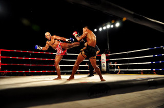 Two men boxing ring kick - boxing free wallpaper
